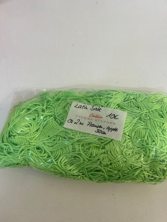 Fransen, apple (ca. 2m x 30cm)